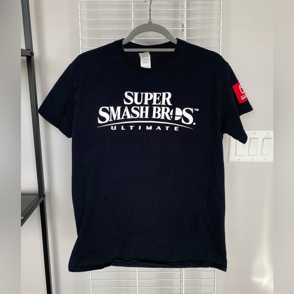 Super Smash Bros Ultimate Medium T-Shirt - Picture 1 of 6